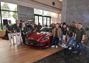 Majlis pelepasan konvoi "An Island Escape with Aston Martin" anjuran bersama AFFIN Group dan Aston Martin di Menara AFFIN @ TRX, Kuala Lumpur, hari ini.
