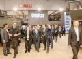 Mohamed Khaled Nordin meninjau produk industri pertahanan dalam Pameran Industri Pertahanan Antarabangsa di Istanbul, Turkiye semalam.