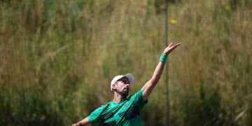 NOVAK Djokovic melakukan servis bola ketika dia berlatih semasa Kejohanan Wimbledon 2025 di The All England Lawn Tennis and Croquet Club di Wimbledon, London pada Ahad lalu. - AFP