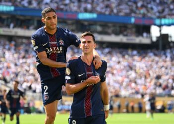 PEMAIN PSG, Fabian Ruiz menjaring dua gol pada aksi separuh akhir Piala Dunia Kelab menentang Real Madrid di Stadium MetLife, awal pagi tadi.-AFP