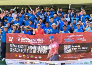 PARA peserta bergambar sebelum memulakan kejohanan Bridgestone ASEAN Amateur Open 2025 di Kelab Golf Miri, Sarawak, hari ini.