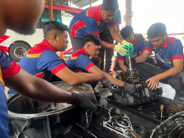 MENYEMARAK HARAPAN, MENYEMAI MASA DEPAN ANAK BANGSA