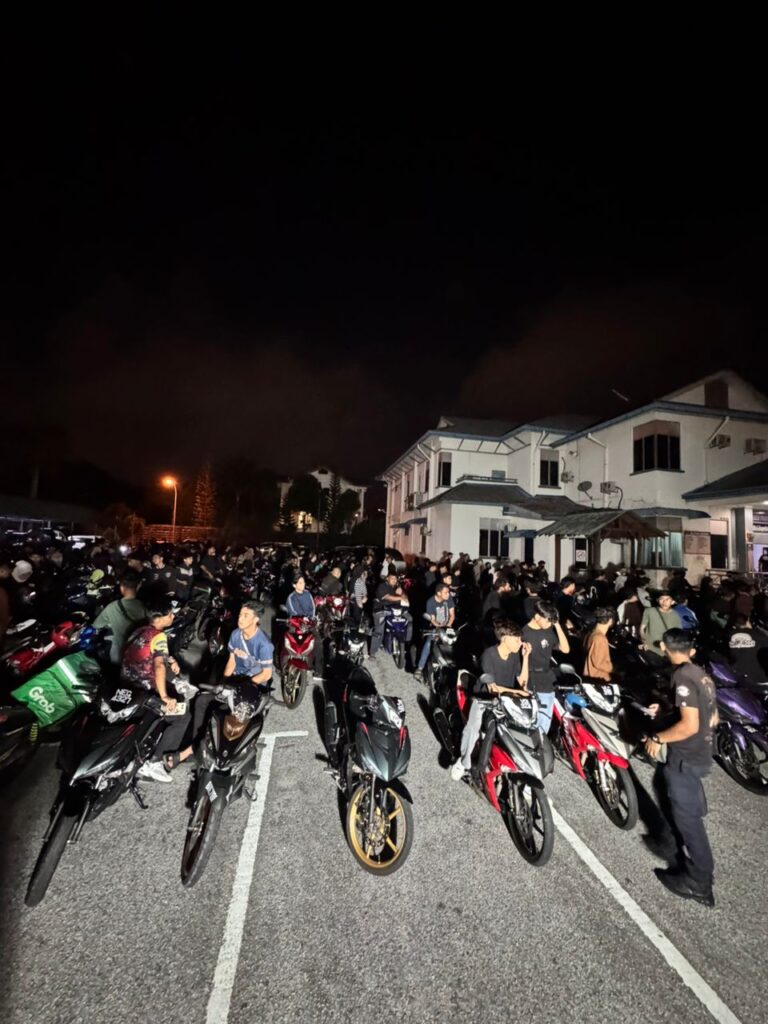 130 saman dikeluarkan dalam Op Samseng Jalanan di Senawang