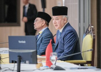 SULTAN Nazrin Shah berkenan bertitah ketika mempengerusikan Mesyuarat Majlis Kebangsaan Bagi Hal Ehwal Islam (MKI) Malaysia ke-73 di Putrajaya, semalam. – UTUSAN/FAIZ ALIF ZUBIR