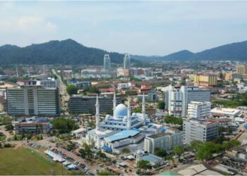 Pemandangan bandar Kuantan dari udara. - GAMBAR HIASAN