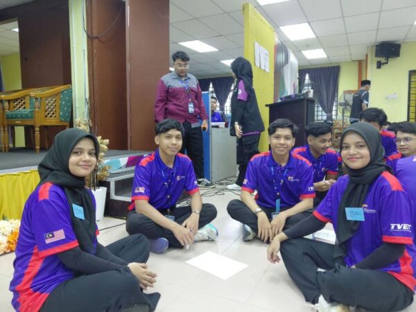 kolej komuniti