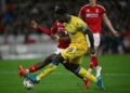 Liverpool dijangka membawa masuk pemain pertahanan Crystal Palace, Marc Guehi (depan) dalam musim baharu Liga Perdana Inggeris. - AFP