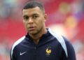 Pejabat pendakwa raya Paris telah membuka penyiasatan ke atas cek yang didakwa ditulis Kylian Mbappe kepada lima polis Republikan Republik Perancis de Secure Corps de CRS Security Corps, pegawai yang ditugaskan ke Persekutuan Bola Sepak Perancis (FFF). - AFP