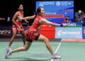 Pearly Tan dan M. Thinaah dijangka mencapai kata putus dengan Persatuan Badminton Malaysia (BAM) dalam masa tedekat. - UTUSAN/SHIDDIEQIIN ZON