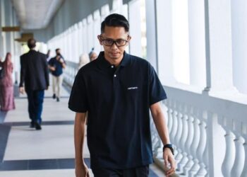 NAS Suffian Safrun hadir ke Kompleks Mahkamah Kuala Lumpur hari ini bagi menghadapi pertuduhan melakukan pengubahan wang haram lebih RM700,000.