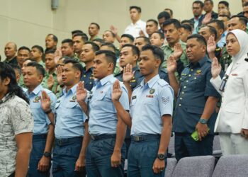 PERPADUAN dalam masyarakat berbilang kaum hanya boleh dicapai melalui kesedaran bersama sebagai rakyat Malaysia.