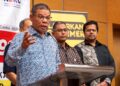 SAIFUDDIN Nasution Ismail ketika sidang media selepas membuat lawatan kerja ke Pusat Respons Penipuan Kebangsaan (NSRC) di Sasana Kijang.-UTUSAN/Saddam Yusoff