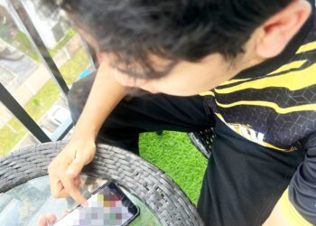 TINJAUAN mendapati walaupun notifikasi produk kosmetik itu ditarik balik oleh Kementerian Kesihatan (KKM) namun masih boleh didapati di aplikasi jualan dalam talian. GAMBAR AMIRUL AIMAN