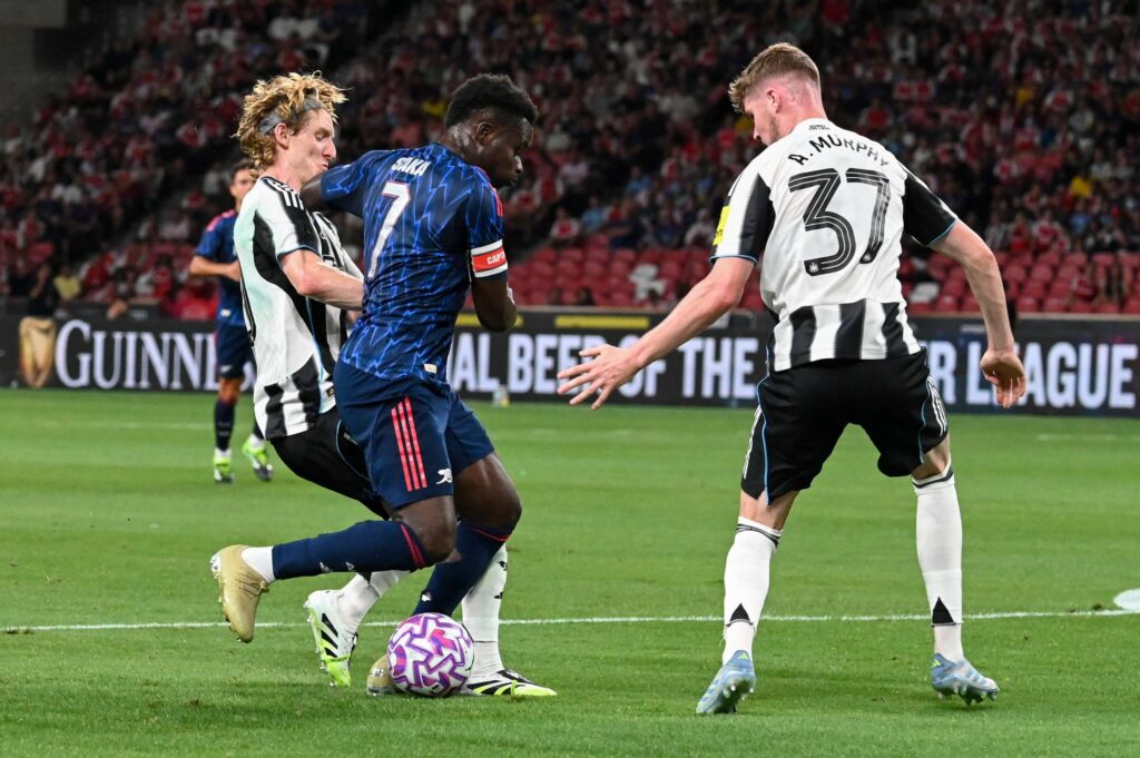 Odegaard selamatkan Arsenal Odegaard selamatkan Arsenal