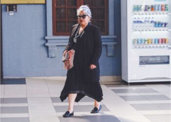 SITI KASIM hadir di Mahkamah Tinggi Kuala Lumpur, semalam.