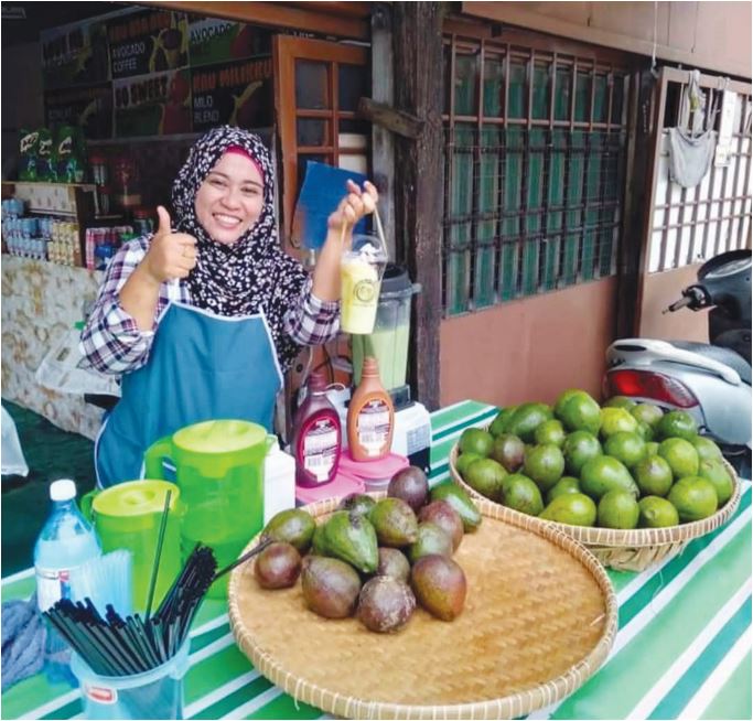 Peniaga air buah avocado tertekan, harga melonjak RM200 sekotak