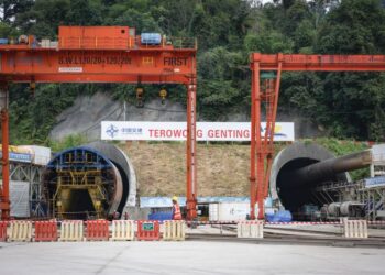 PROJEK Laluan Rel Pantai Timur (ECRL) merupakan pelaburan jangka panjang yang mampu mengubah landskap sosioekonomi negara ke arah yang lebih inklusif dan lestari.