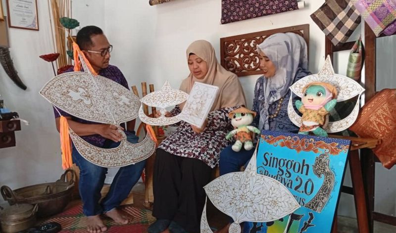 Lambo Sari bantu aktivis jana pendapatan