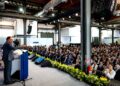 ANWAR Ibrahim sewaktu berucap pada Forum Perniagaan BRICS sempena Sidang Kemuncak Pemimpin BRICS Ke-17 di Rio De Jeneiro, Brazil semalam. – PEJABAT PERDANA MENTERI