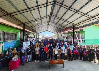 KARNIVAL 3K dihadiri oleh masyarakat setempat untuk mendapatkan informasi mengenai mySalam dan literasi kewangan selain menerima sumbangan bakul rezeki.