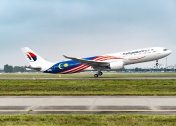 PESAWAT badan lebar A330neo daripada Airbus yang ditempah Malaysia Aviation Group (MAG).