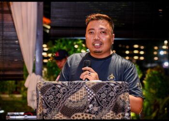 ADAM MUSTAPA