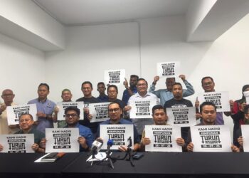 PEMUDA PN hadir pada sidang akhbar 'Himpunan Turun Anwar' di Pusat Khidmat Ahli Parlimen Putrajaya,