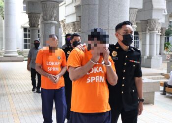 Dua warga Bangladesh, pengarah syarikat pelancongan ditahan reman SPRM di Mahkamah Majistret Putrajaya.
