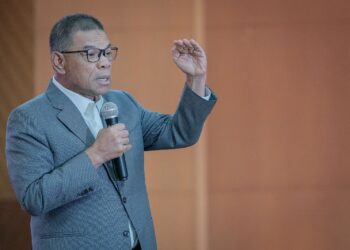 SAIFUDDIN NASUTION ISMAIL