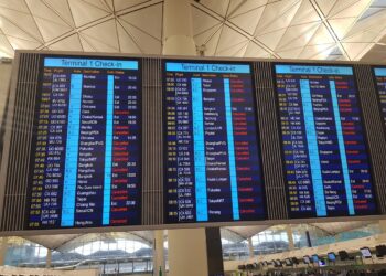 Pemakluman jadual penerbangan yang dibatalkan sepanjang hari ini di Lapangan Terbang Antarabangsa Hong Kong.