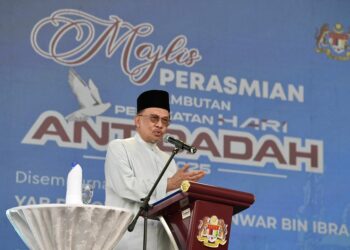 ANWAR Ibrahim berucap pada Majlis Peluncuran Sambutan Hari Antidadah Kebangsaan 2025 di Dataran Darulaman, Jitra.