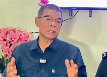 SAIFUDDIN Nasution Ismail di sidang akhbar selepas merasmikan Pusat Temuduga Kanak-kanak (CIC) Polis Diraja Malaysia di Derga, hari ini.