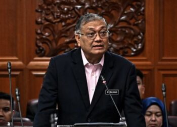 SHAMSUL ANUAR NASARAH