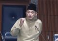 Timbalan Speaker Dewan Rakyat, Datuk Dr. Ramli Mohd. Nor 'menutup' mikrofon Ahli Parlimen Hulu Langat, Mohd. Sany Hamzan selepas ucapan beliau yang mengkritik pembangkang tersasar daripada topik soalan asal.