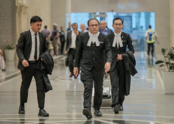 MOHD. Dusuki Mokhtar hadir pada pendengaran kebenaran merayu Peguam Negara berhubung isu Titah Adendum di Istana Kehakiman, Putrajaya.