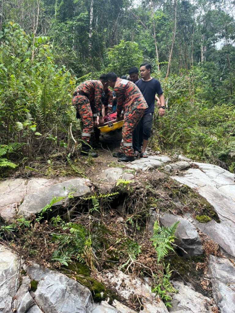 Pelajar universiti lemas ketika selamatkan rakan