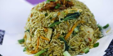 KUALA LUMPUR 24 Jun 2025 - Sesi fotografi makanan di EG’s Wok Kitchen, di The Campus Ampang, di sini hari ini. Foto: SHIDDIEQIIN ZON