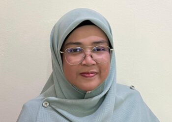 HUSNA HASHIM