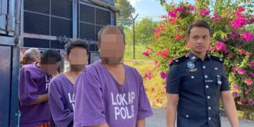 BAPA tiri dan abang kandung mangsa dihadapkan ke mahkamah atas kesalahan merogol remaja perempuan berusia 15 tahun di Mahkamah Sesyen Baling. - UTUSAN/ SHAHIR NOORDIN