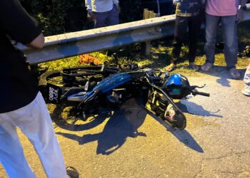 KEADAAN motosikal mangsa kemalangan maut di Jalan Kuala Kangsar-Gerik-Pengkalan Hulu dekat Kampung Kenering di Gerik semalam. - UTUSAN