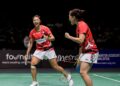 GO Pei Kee-Teoh Mei Xing tewas kepada gandingan tuan rumah, Jia Yi Fan-Zhang Shu Xian 7-21, 15-21 pada aksi suku akhir Terbuka China di Gimnasium Pusat Sukan Olimpik, Changzhou hari ini.