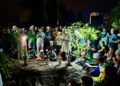 JENAZAH Wan Hasbullah Wan Abdul Halim selamat dikebumikan di Tanah Perkuburan Islam Sheikh Ibrahim, Jalan Pusara, Kuala Terengganu, Terengganu malam tadi. -UTUSAN/PUQTRA HAIRRY