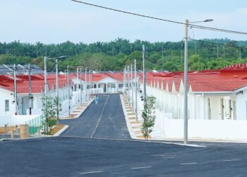 ISU ejen hartanah cekik darah mendapat perhatian selepas tular di media sosial bayaran yuran ejen sehingga RM2,000 untuk sewaan sebulan.