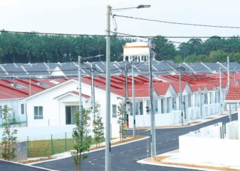ISU ejen hartanah cekik darah mendapat perhatian selepas tular di media sosial bayaran yuran ejen sehingga RM2,000 untuk sewaan sebulan.