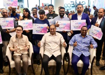 RAMANAN Ramakrishnan dalam usaha memperkasa komuniti India melalui pelbagai program pembiayaan dan pembangunan keusahawanan.