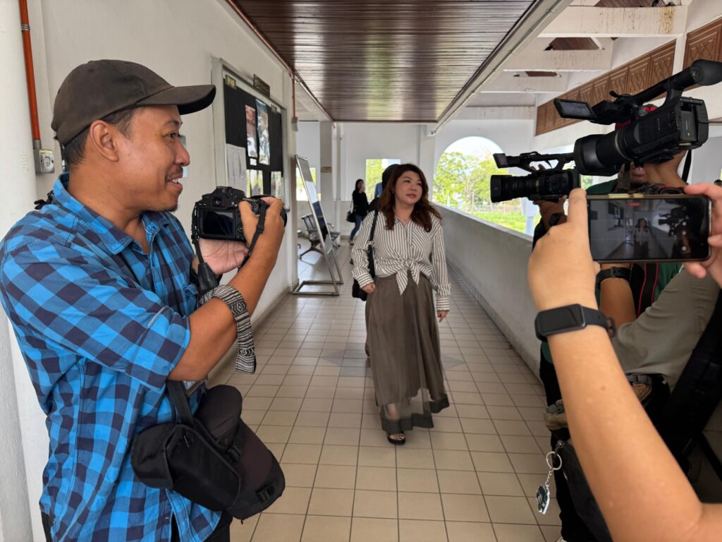 Doktor didakwa palsukan dokumen pendaftaran pekerja