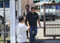 PEGUAM keluarga Allahyarham Zara Qairina Mahathir iaitu Hamid Ismail dan Shahlan Jufri tiba di HQE, Kota Kinabalu bagi proses bedah siasat jenazah Zara Qairina.