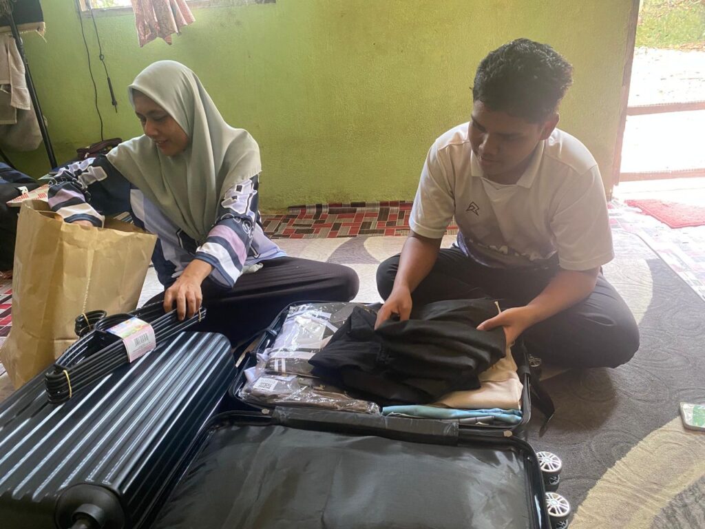 Muhammad Syahmi daftar di IPG esok 1 110825 kdh daftar ipg