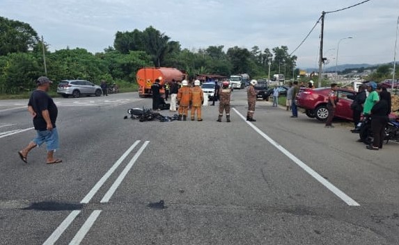 Penunggang motosikal maut rempuh kereta dipandu warga emas keluar simpang tiba-tiba 1 279aad3f 88a0 4681 8c16 c4d4057d08db