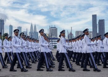JIKA nilai disiplin, kepimpinan dan hormat kepada orang lain dapat disemai sejak sekolah rendah, murid akan membesar dengan sikap lebih bertanggungjawab dan berakhlak mulia.